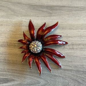 Women’s brooch